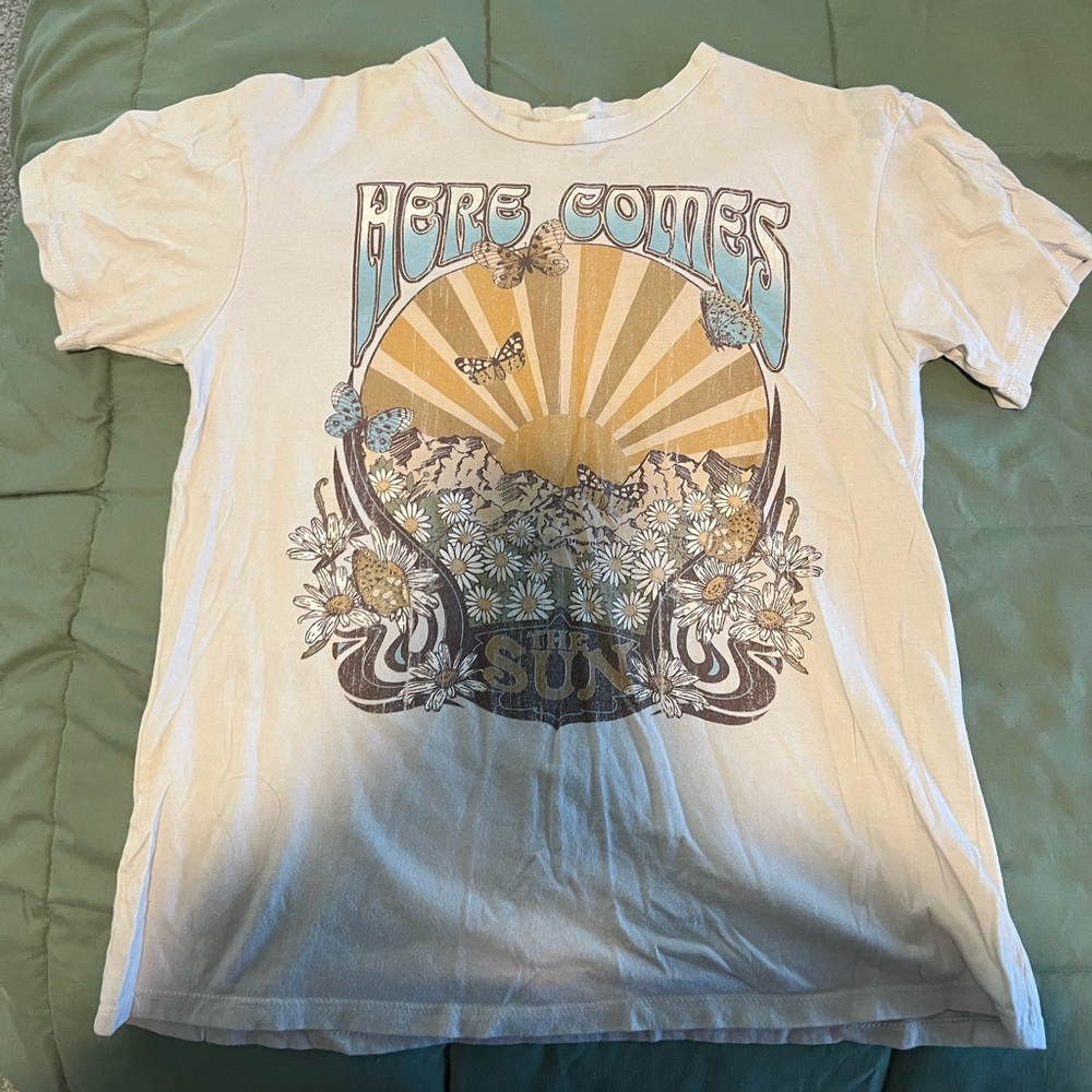 Here Comes The Sun Tee